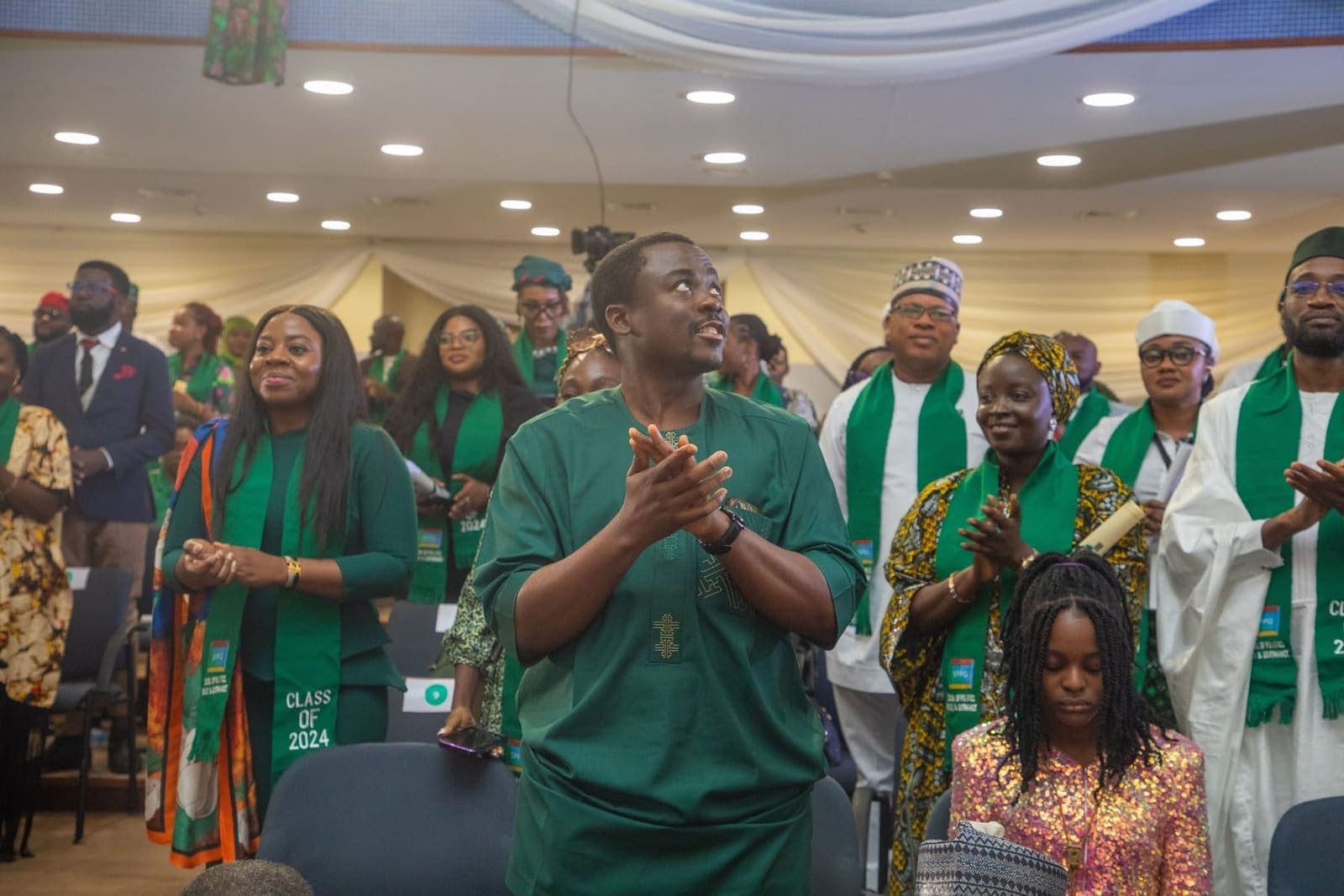Graduands applaud